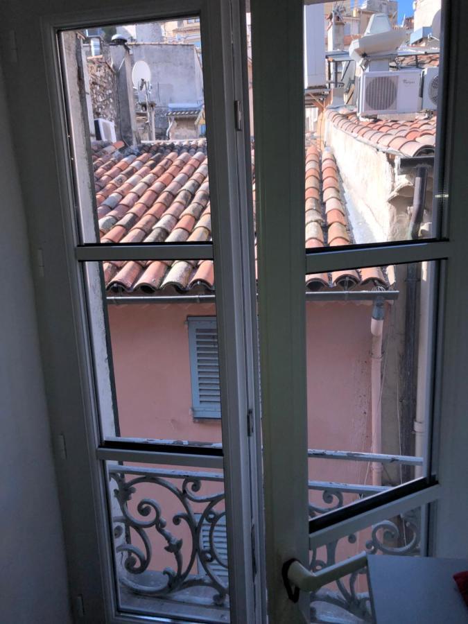 A Deux Pas Du Palais Des Festivals , Deux Pieces Dans Le Bas Du Quartier Historique Du Suquet A Cannes Apartment Exterior photo