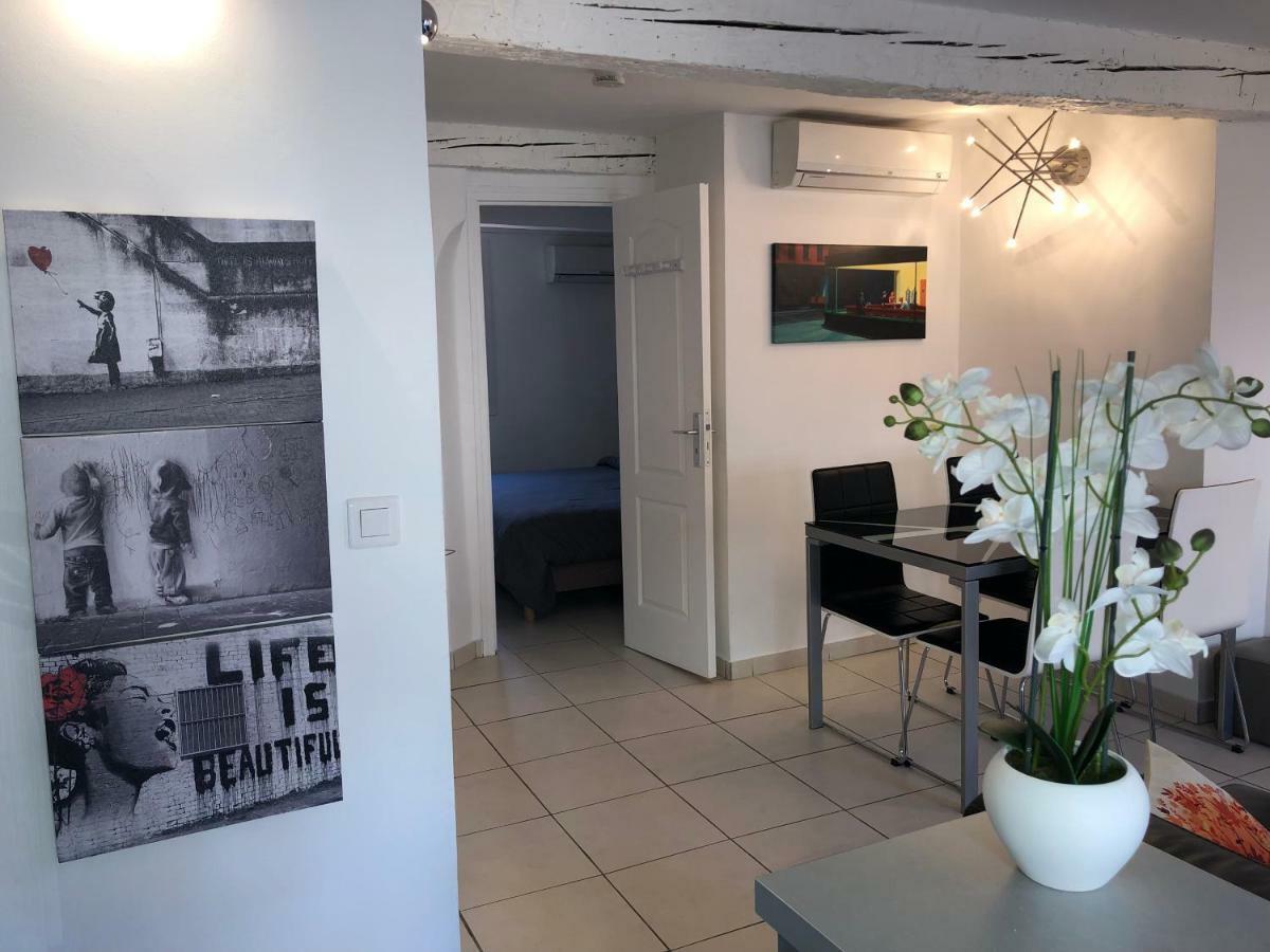 A Deux Pas Du Palais Des Festivals , Deux Pieces Dans Le Bas Du Quartier Historique Du Suquet A Cannes Apartment Exterior photo